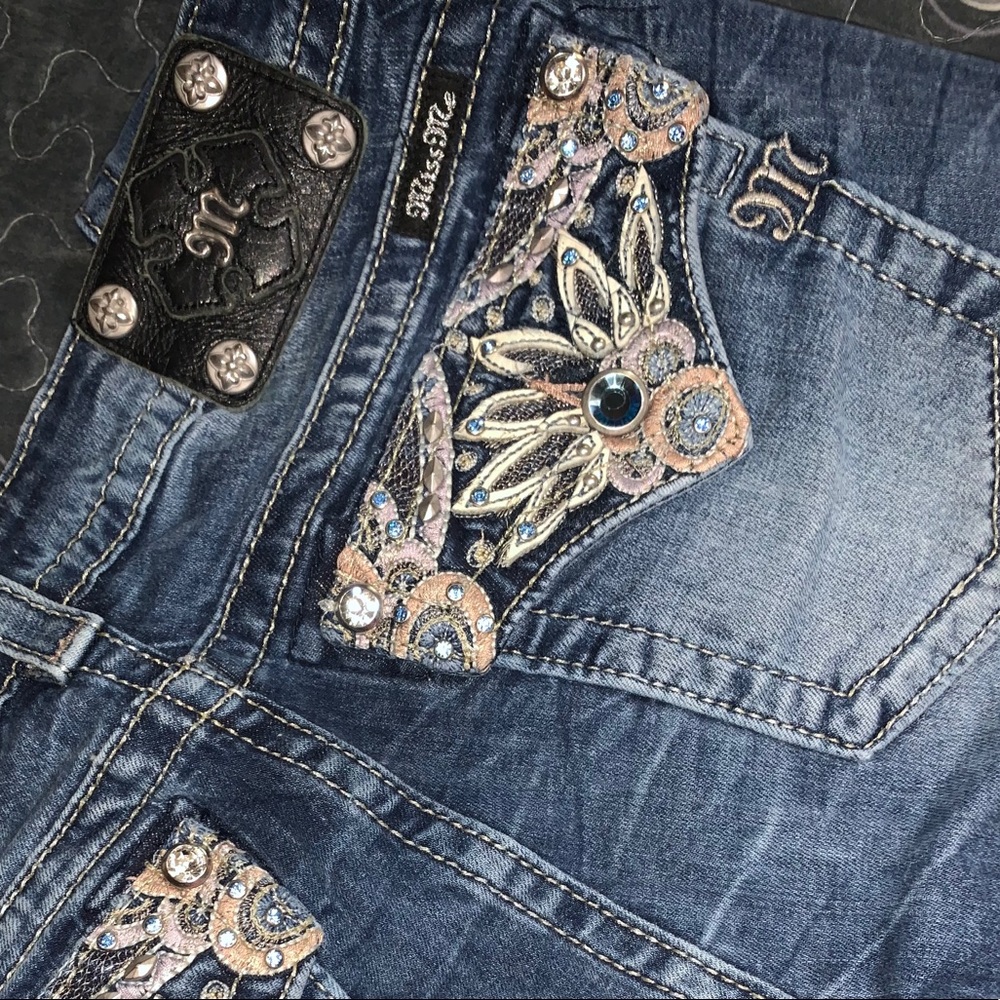 Miss me size 31 skinny jeans.